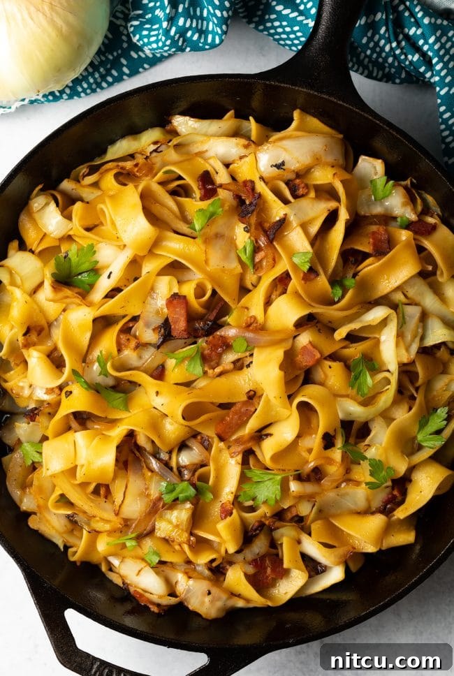 Delicious Hungarian Haluski: Cabbage and Noodles with Crispy Bacon