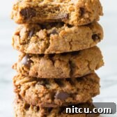 Magic 4-Ingredient Chocolate Chip Cookies Recipe #healthy #lowcarb #glutenfree #paleo #vegan