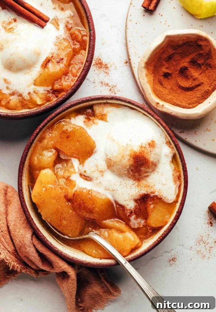 Easy Cinnamon apples in Instant Pot - with ice cream