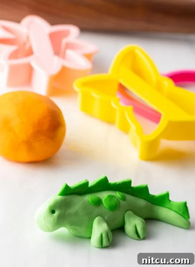 Lizard fondant. 
