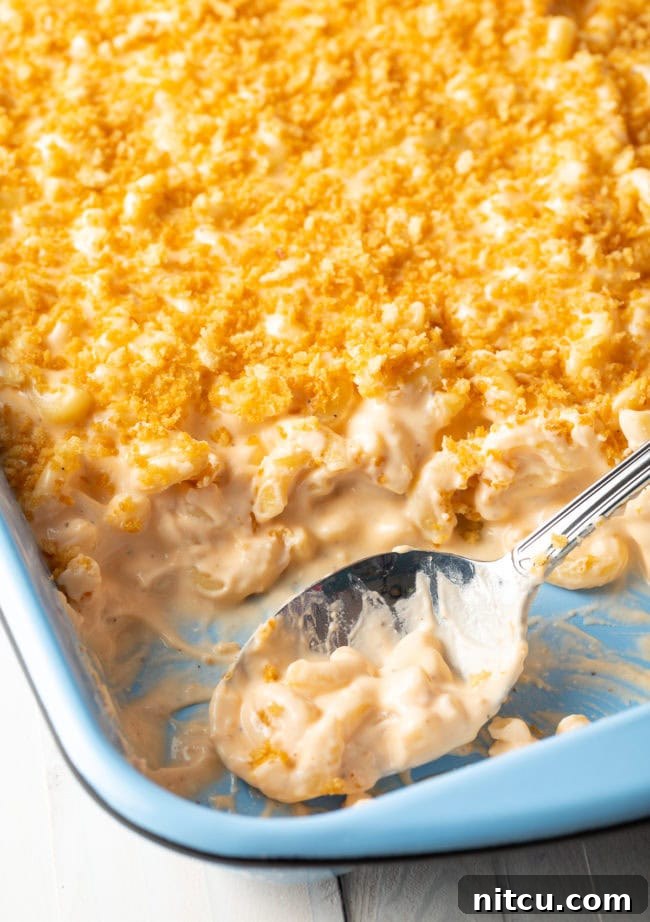 Best Baked Mac and Cheese Recipe #ASpicyPerspective #mac #cheese #best #comfort #fall #holiday #baked #stovetop