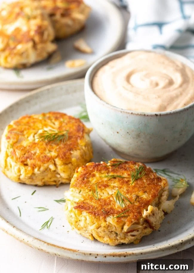 Remoulade Sauce Recipe Easy - served with a bowl of remoulade sauce on the side.